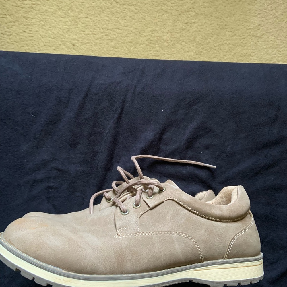 Eastland Tan Oxfords Timeless Style and Comfort